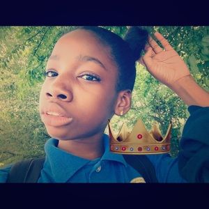 Meet your Posher, Raqibat